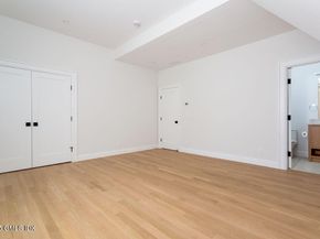 6 Dorchester Lane, Riverside CT 06878