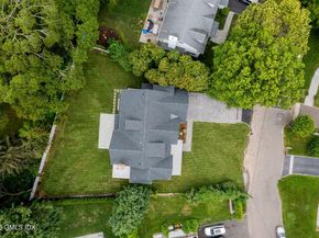 6 Dorchester Lane, Riverside CT 06878