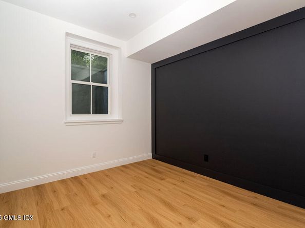 6 Dorchester Lane, Riverside CT 06878