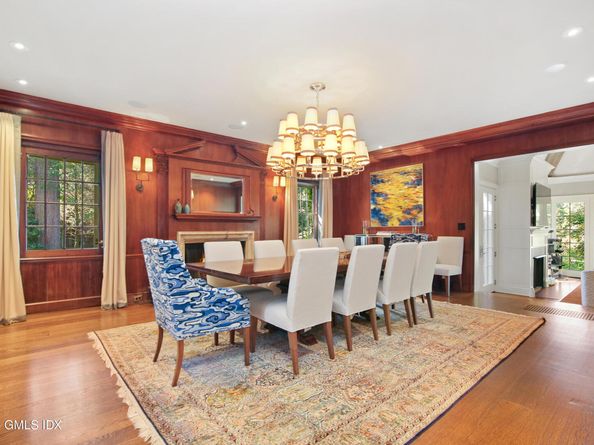 105 Woodside Drive, Greenwich CT 06830