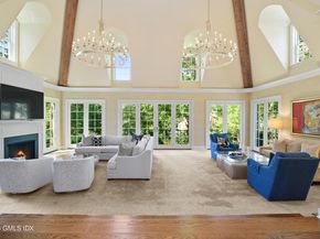 105 Woodside Drive, Greenwich CT 06830