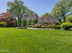 105 Woodside Drive, Greenwich CT 06830