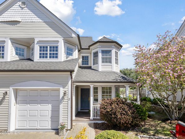 147 Holly Hill Lane 2, Greenwich CT 06830