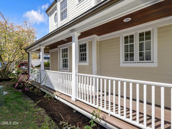 147 Holly Hill Lane 2, Greenwich CT 06830