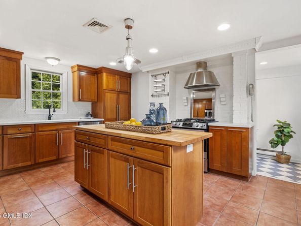 37 Miltiades Avenue, Riverside CT 06878