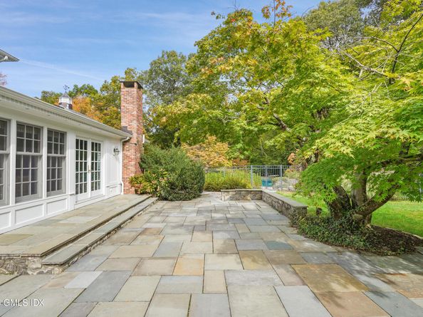 43 Sawmill Lane, Greenwich CT 06830