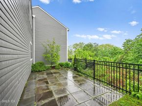 8 View Street 10, Greenwich CT 06830