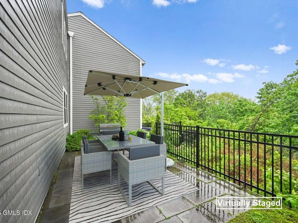 8 View Street 10, Greenwich CT 06830