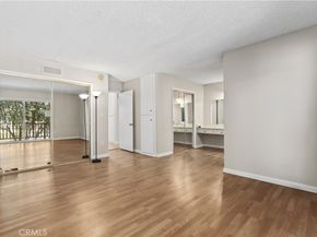 8031 Canby Ave 4, Reseda CA 91335