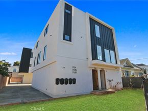 1726 Menlo Avenue, Los Angeles CA 90006