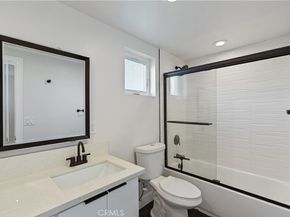 1726 Menlo Avenue, Los Angeles CA 90006