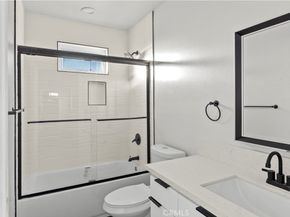 1726 Menlo Avenue, Los Angeles CA 90006