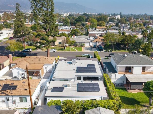 2031 N Pass, Burbank CA 91505