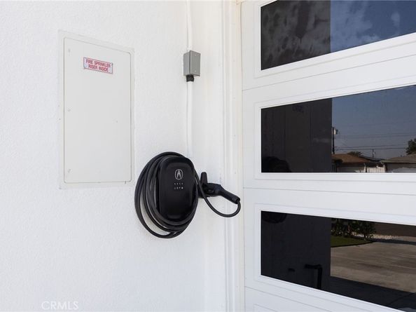 2031 N Pass, Burbank CA 91505