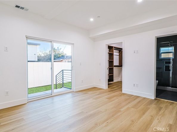 4842 W 17th Street, Los Angeles CA 90019