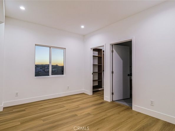 4842 W 17th Street, Los Angeles CA 90019