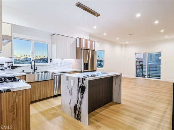 4842 W 17th Street, Los Angeles CA 90019