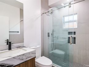 4842 W 17th Street, Los Angeles CA 90019