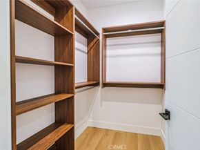 4842 W 17th Street, Los Angeles CA 90019