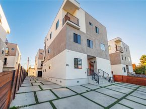 4842 W 17th Street, Los Angeles CA 90019