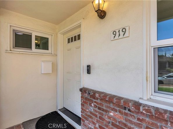 919 E Delaware Road, Burbank CA 91504