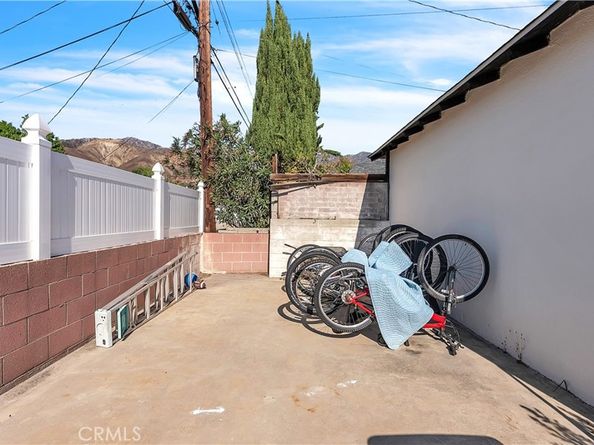 919 E Delaware Road, Burbank CA 91504