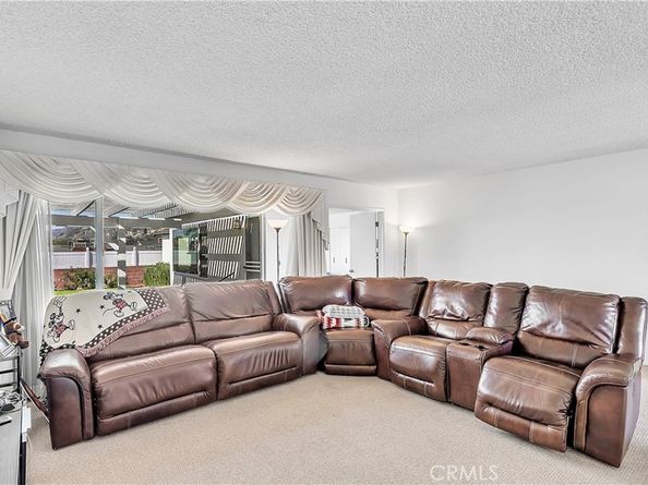 919 E Delaware Road, Burbank CA 91504