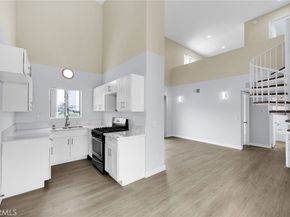 4406 Cahuenga Boulevard, Toluca Lake CA 91602