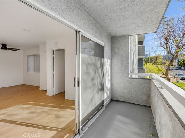 4406 Cahuenga Boulevard, Toluca Lake CA 91602