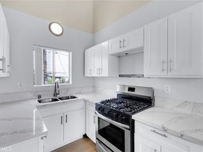 4406 Cahuenga Boulevard, Toluca Lake CA 91602