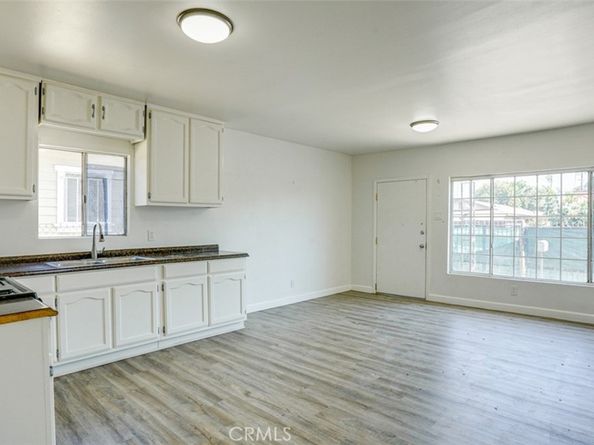 5903 Bonsallo Avenue, Los Angeles CA 90044