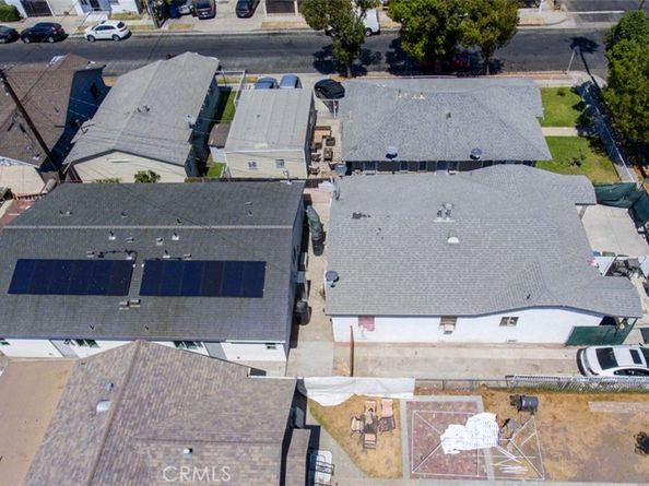 5903 Bonsallo Avenue, Los Angeles CA 90044