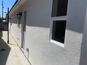 5903 Bonsallo Avenue, Los Angeles CA 90044