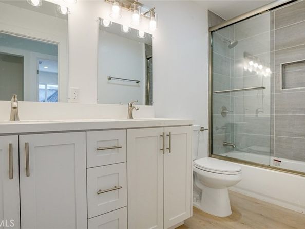 5903 Bonsallo Avenue, Los Angeles CA 90044