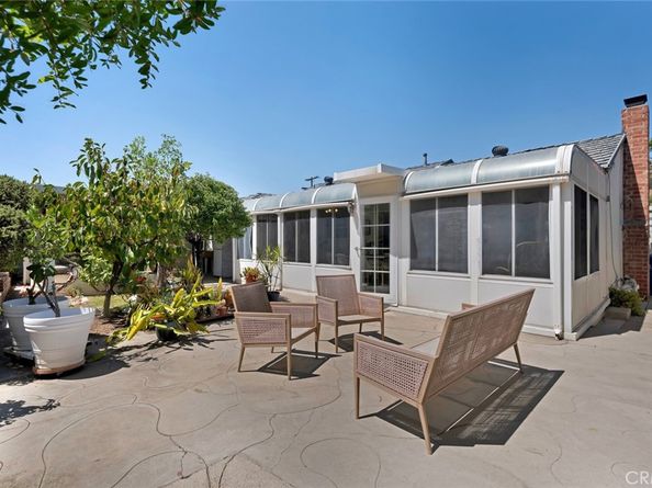 10202 Roscoe Boulevard, Sun Valley CA 91352