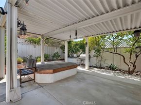 10202 Roscoe Boulevard, Sun Valley CA 91352