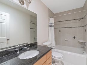 9639 Via Torino 139, Burbank CA 91504