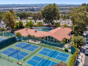 9639 Via Torino 139, Burbank CA 91504