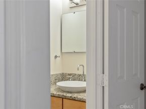9639 Via Torino 139, Burbank CA 91504