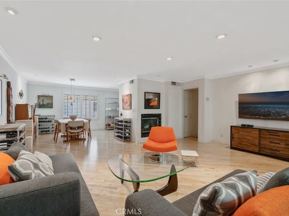 9639 Via Torino 139, Burbank CA 91504