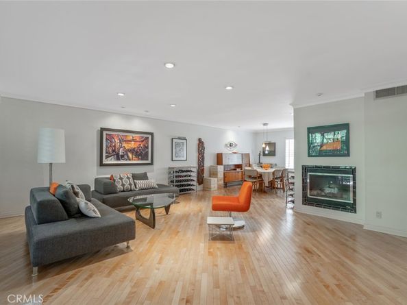 9639 Via Torino 139, Burbank CA 91504