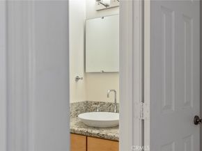 9639 Via Torino 139, Burbank CA 91504