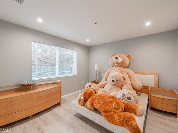 7449 7451 Alabama Avenue, Canoga Park CA 91303