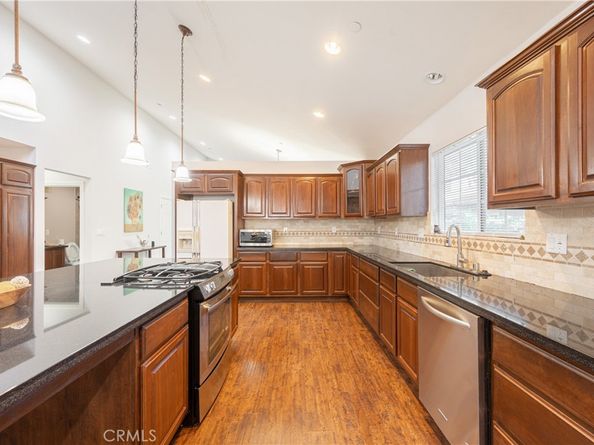 7449 7451 Alabama Avenue, Canoga Park CA 91303