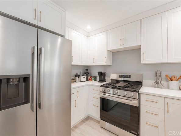 7449 7451 Alabama Avenue, Canoga Park CA 91303