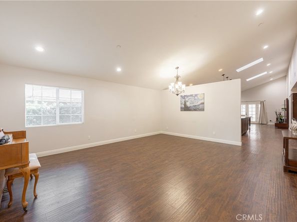 7449 7451 Alabama Avenue, Canoga Park CA 91303