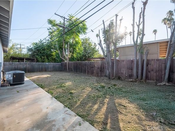 7449 7451 Alabama Avenue, Canoga Park CA 91303