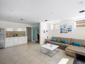 2040 W Kenneth Road, Glendale CA 91201