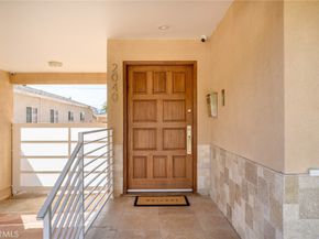 2040 W Kenneth Road, Glendale CA 91201