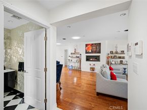 2040 W Kenneth Road, Glendale CA 91201